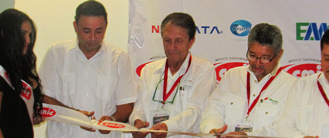 Puerto de Coatzacoalcos presente en la Expo CMIC 2013