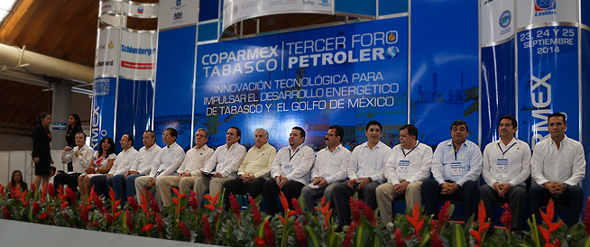 API Coatzacoalcos presente en el EXITEP 2014