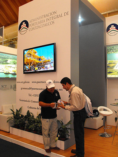 Api Coatzacoalcos presente en el PECOM 2013