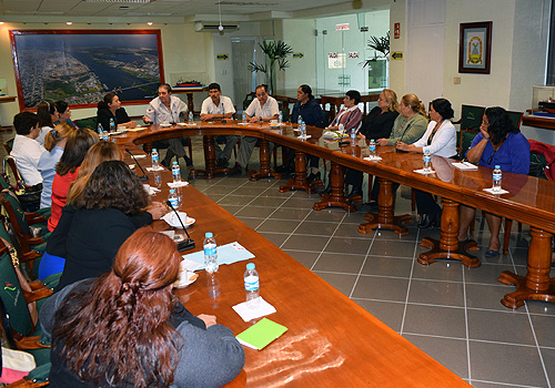 El Dr. Ovidio Noval Nicolau recibe a AMMJE capítulo Coatzacoalcos