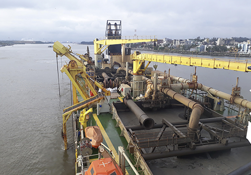 Puerto Coatzacoalcos, realizó dragado de mantenimiento al canal de navegación y zona de muelles