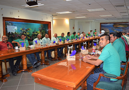 Puerto Coatzacoalcos festeja a los papás