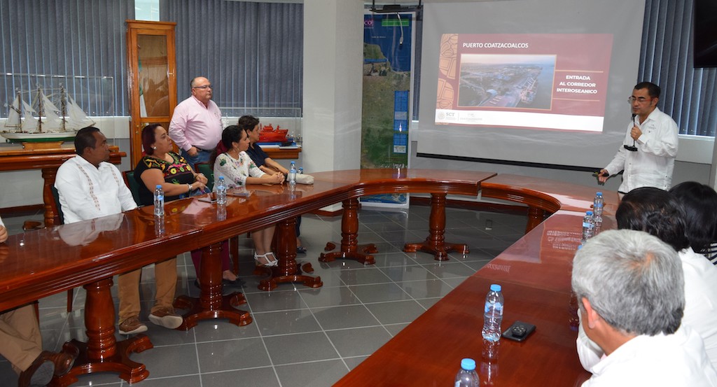 Secretaria de Educación de Veracruz y Puerto Coatzacoalcos firmaron convenio de colaboración