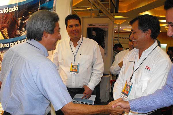 API Coatzacoalcos participa en la Expo Construcción Coatza 2011