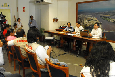 Visita el Coordinador General de Puertos y Marina Mercante, el Puerto de Coatzacoalcos